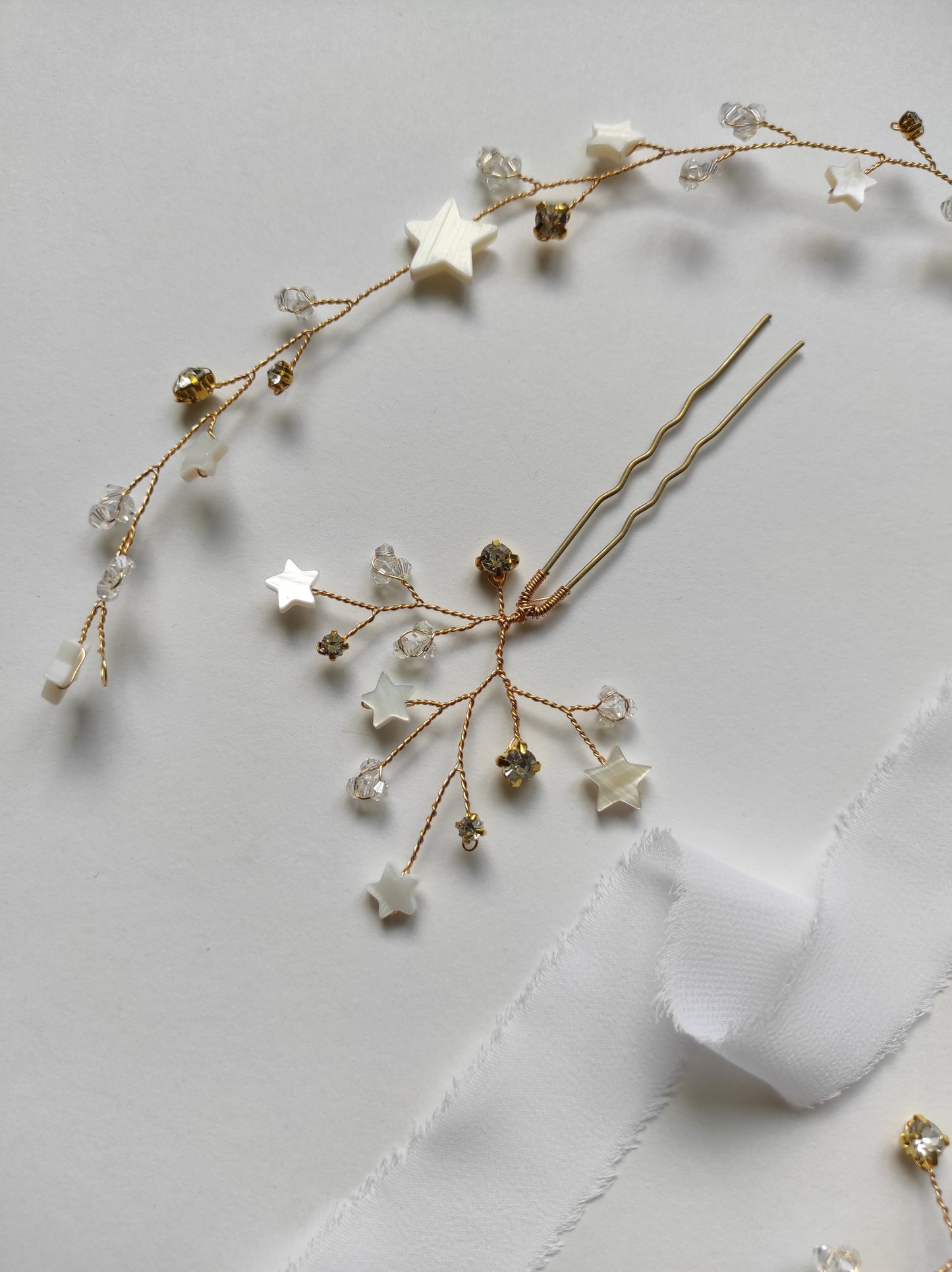 Bridal hair vine STARLEY | Bridal hair accessory with mother of pearl stars | Wedding halo